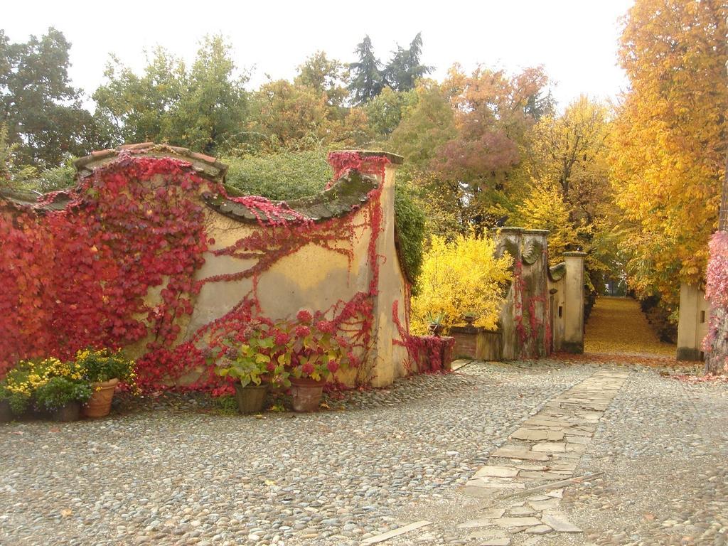 Castello Di Rocca Grimalda Guest House Rom bilde